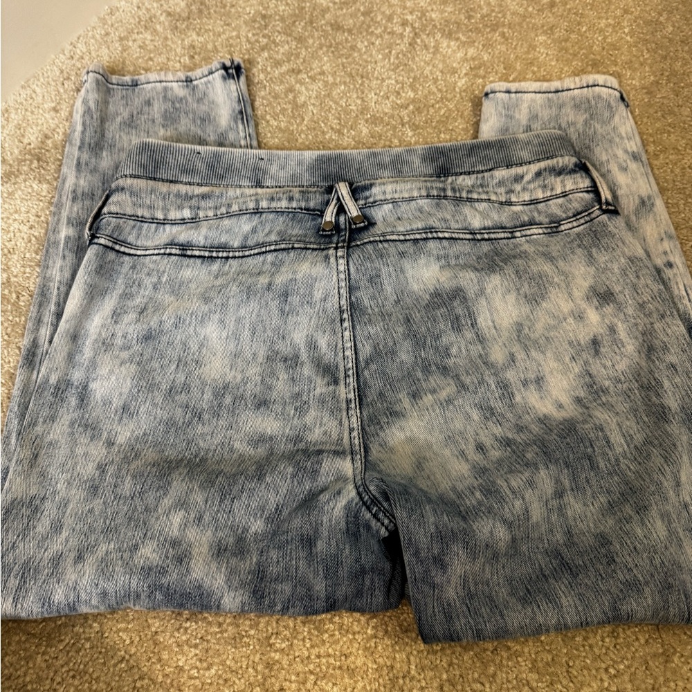 Liverpool Jeans Company Crop Relaxed Jeans. High stretch. - Picture 4 of 5